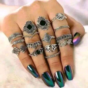 Women’s fashion jewelry