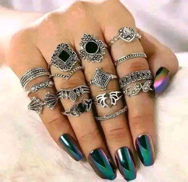 Women’s fashion jewelry